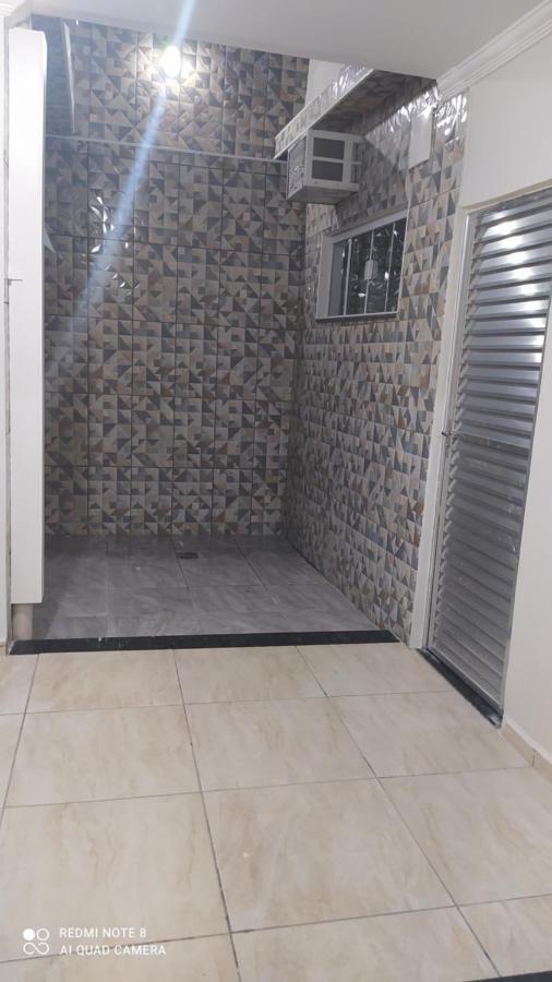 Quarto com ar, wi fi,frigobar perto da basilica Aparecida (Sao Paulo) Exterior foto